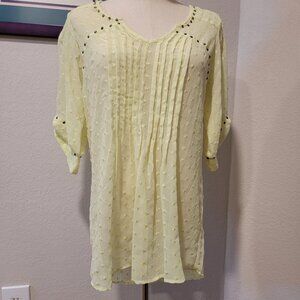 Angie Yellow Top, 3/4 Sleeve, Embellished.  So Cute!  Excellent Condition!